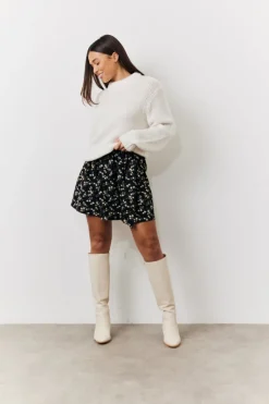 Black Floral Flippy Mini Skirt – Soft & Lightweight Fit
