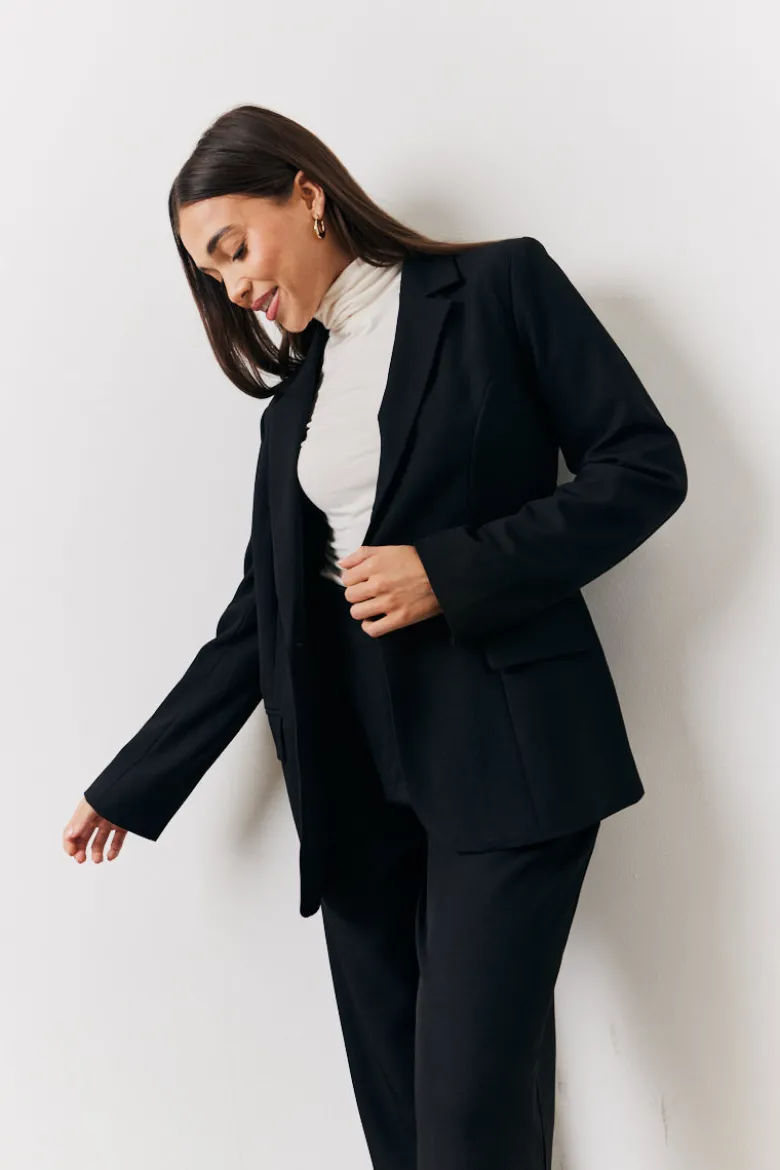 Black Relaxed Pocket Detail Blazer