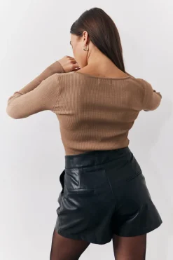 Camel Rib Knitted Scoop Neck Long Sleeve Top