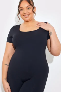 Contour Built-in Bra Short Sleeve Scoop Neck Unitard