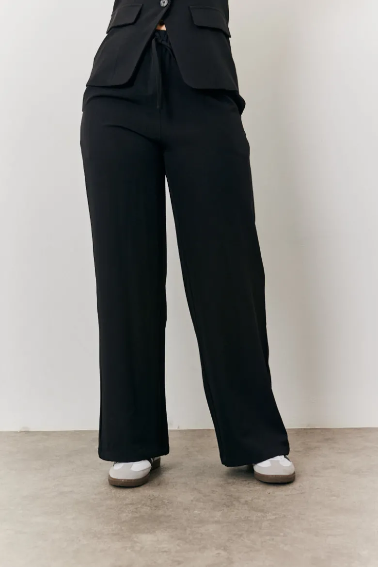 Elasticated Mid Rise Wide Leg Trouser
