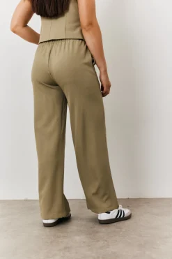 Elasticated Mid Rise Wide Leg Trouser