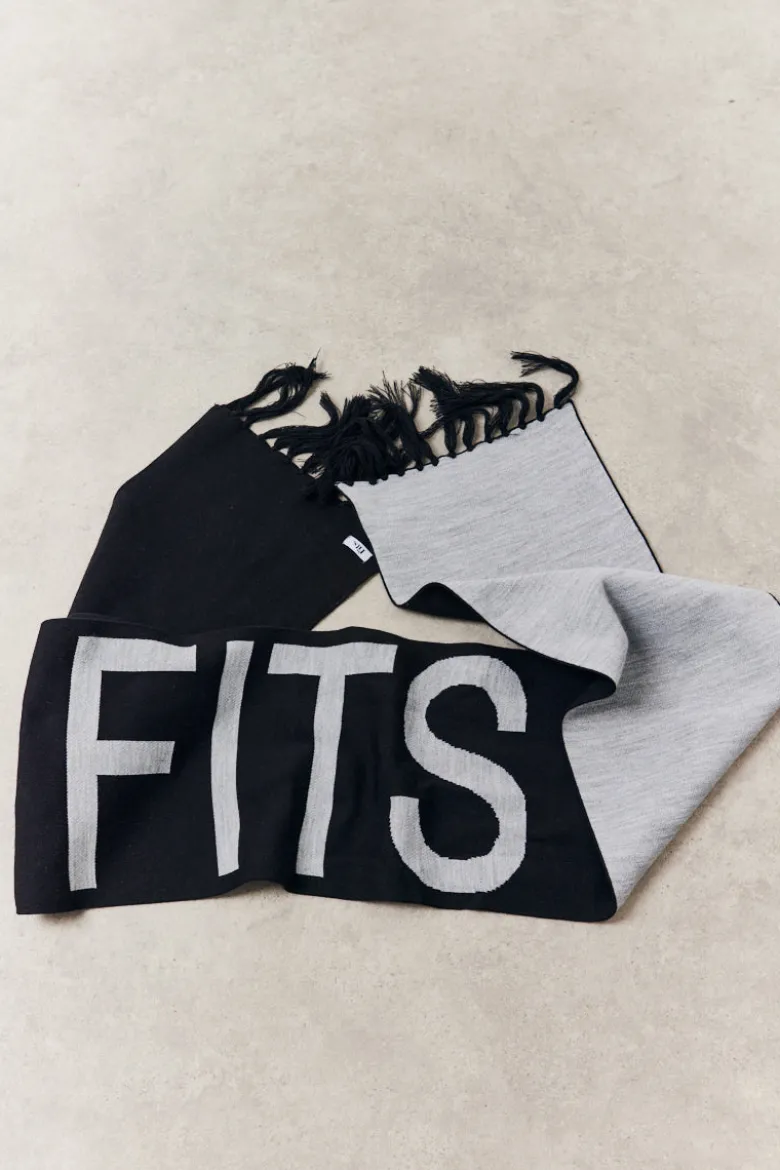 Fits Knitted Scarf