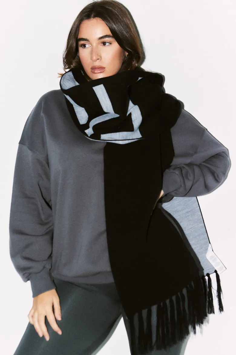 Fits Knitted Scarf