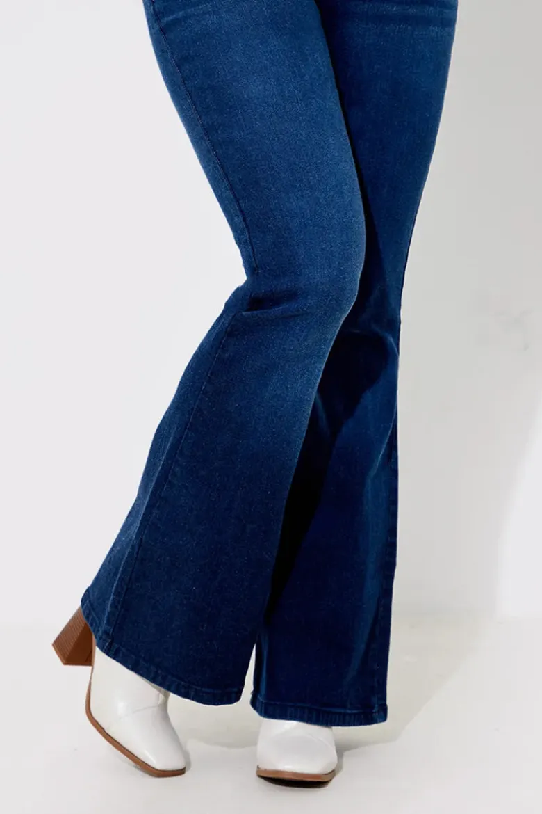 Flared Jeans