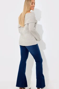 Flared Jeans