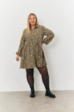 Floral Print Button Through Tiered Smock Dress