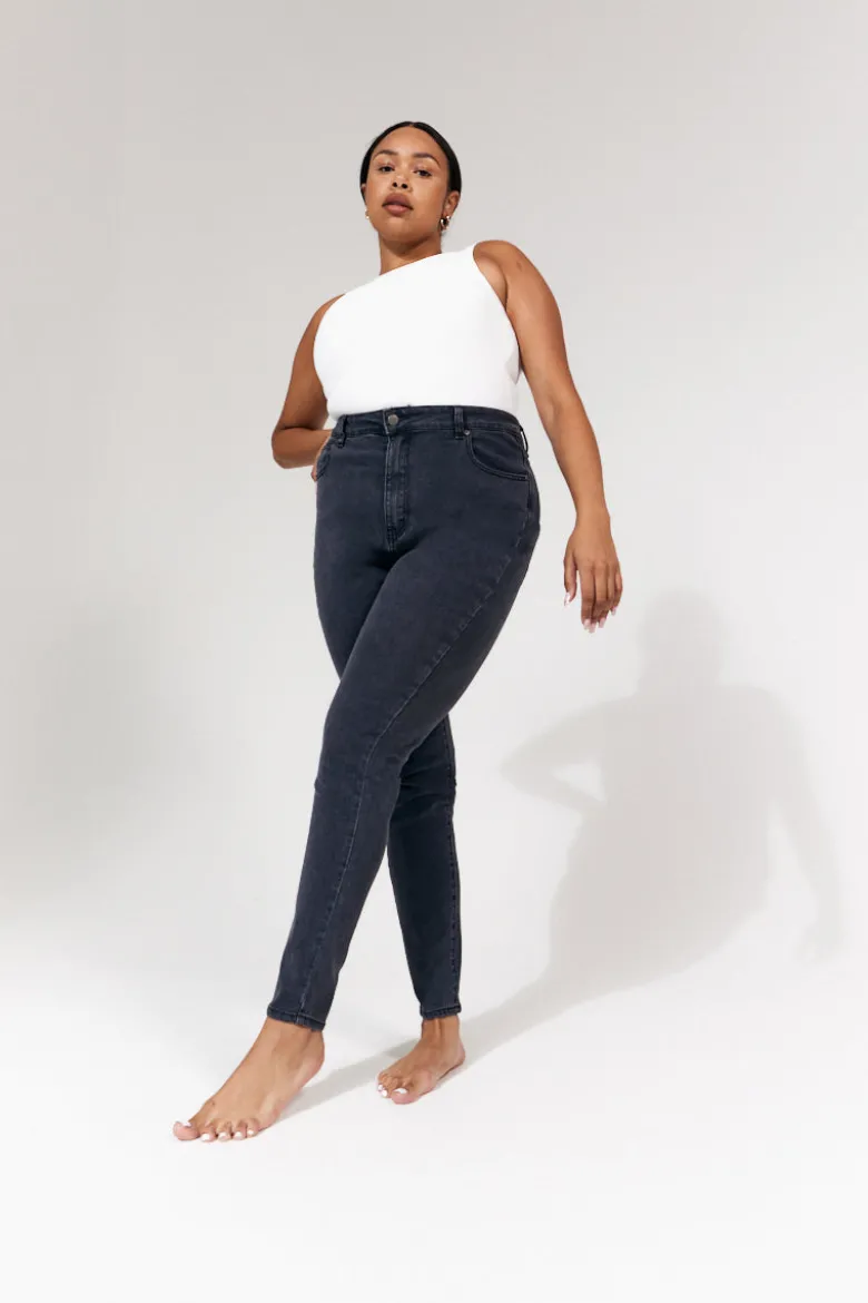 Isobelle Skinny Jean in Black