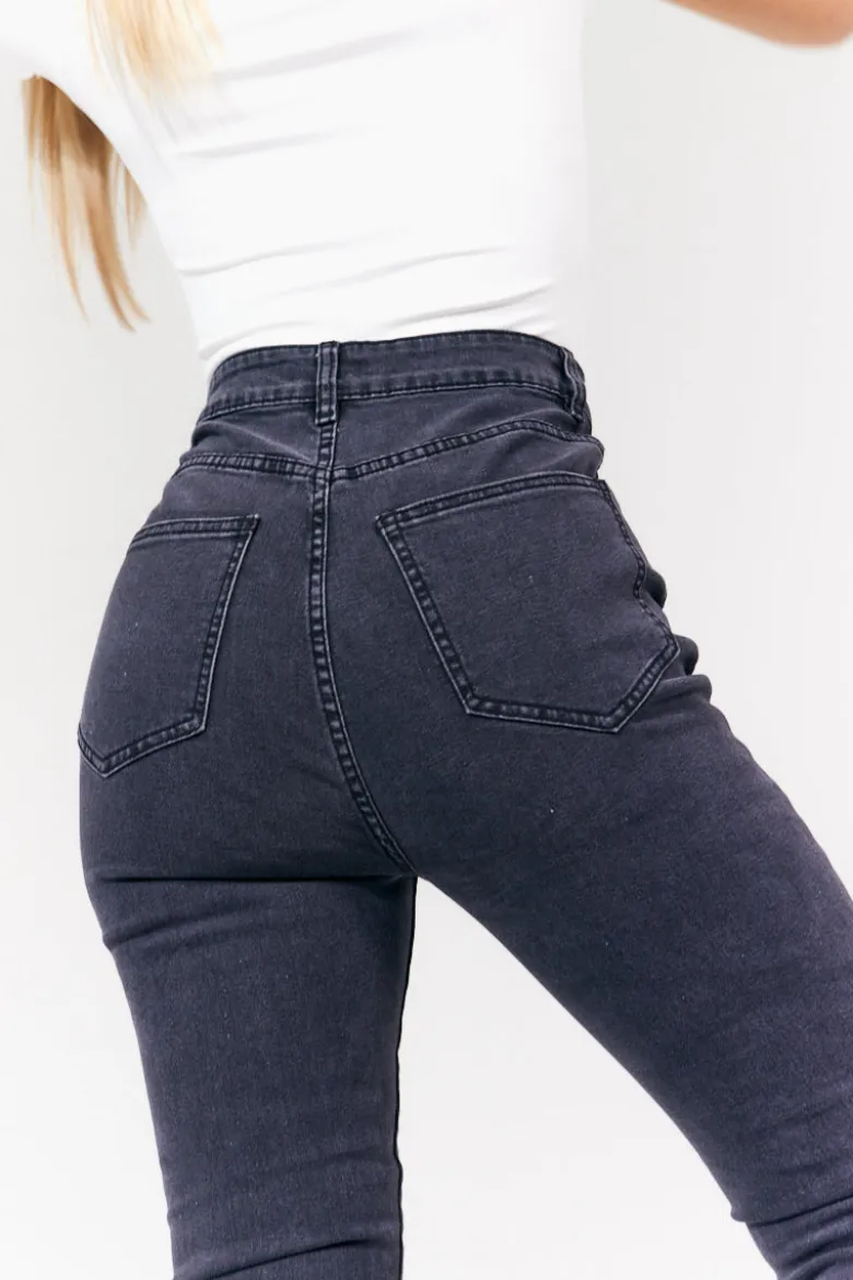Isobelle Skinny Jean in Black