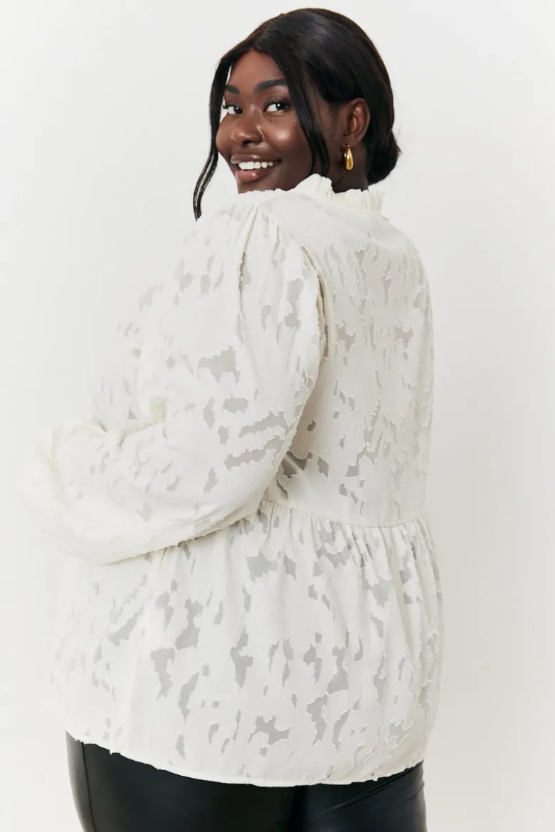 Jacquard Balloon Sleeve Blouse