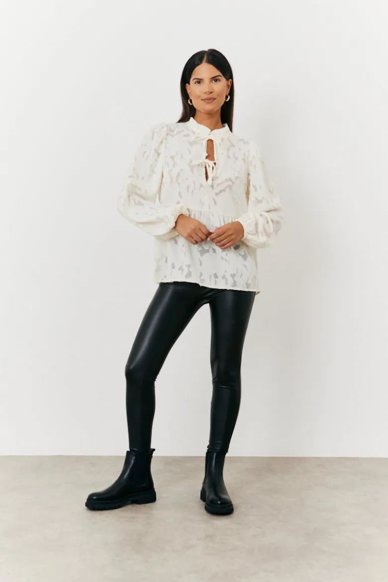 Jacquard Balloon Sleeve Blouse