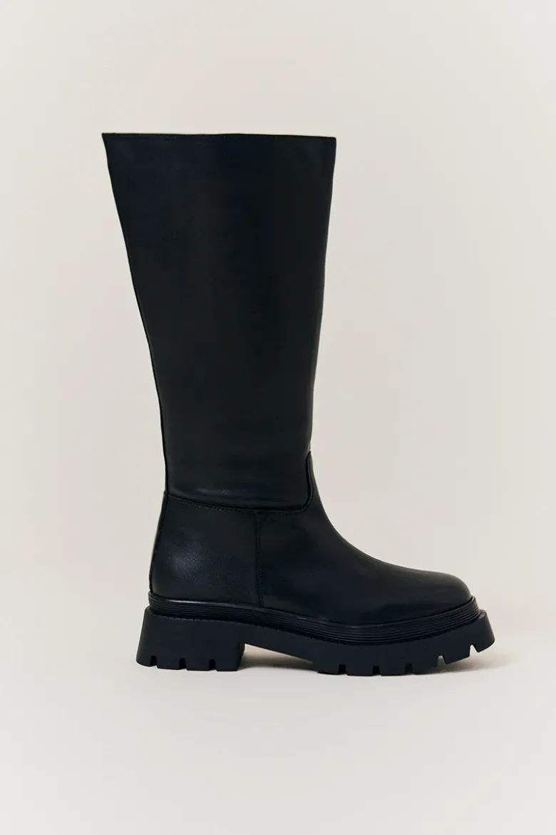 Jess Chunky Heeled High Leg Boot