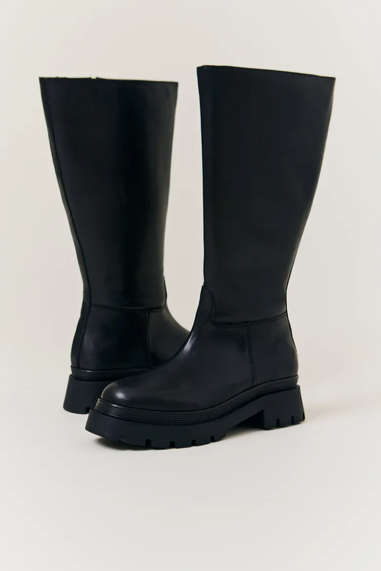 Jess Chunky Heeled High Leg Boot