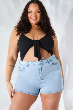 Light Wash Denim Mom Short