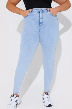 Light Wash Sculpt Shaper Jean