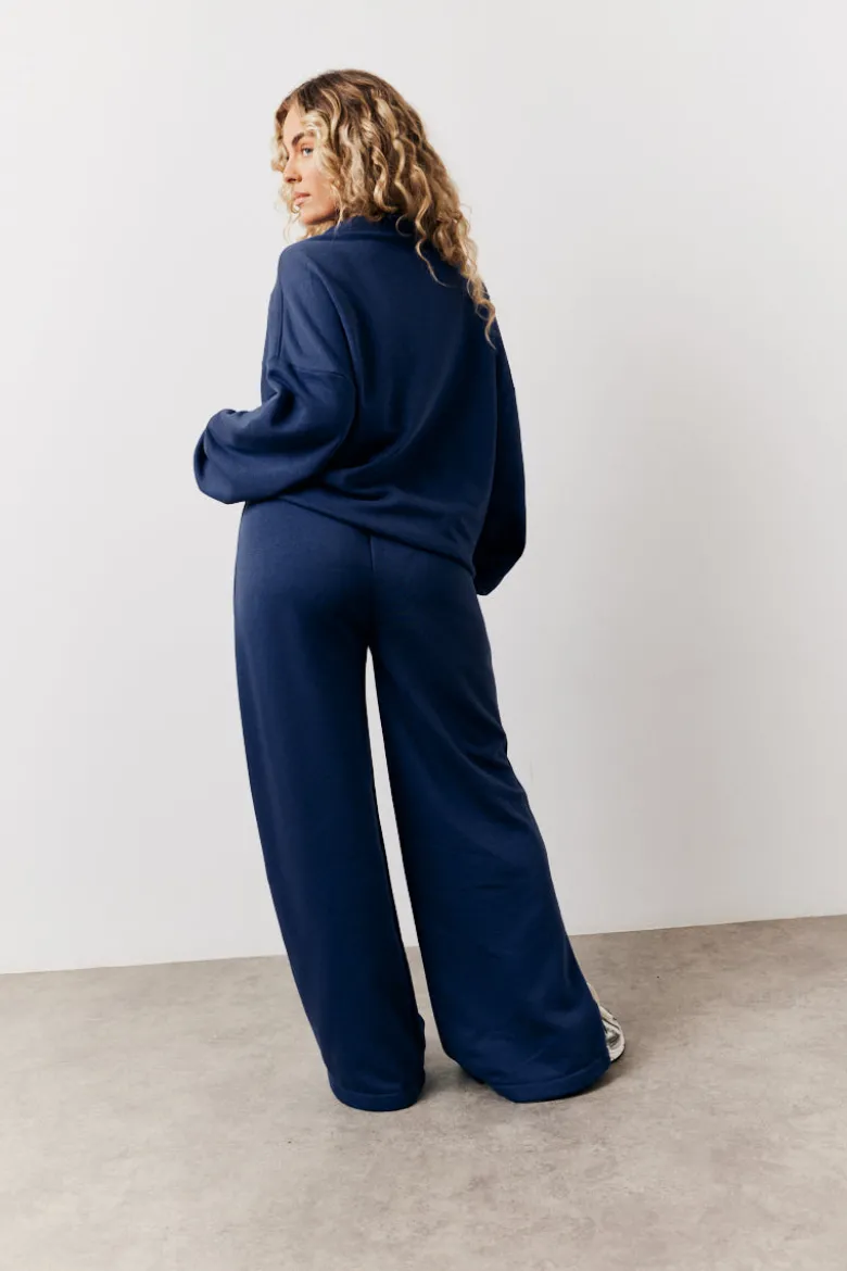 Navy Fits Graphic Straight Leg Co-Ord Jogger