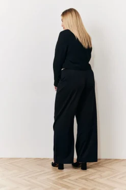 Occasion Black Cropped Tux Blazer