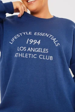 Oversized Embroidered Sweatshirt