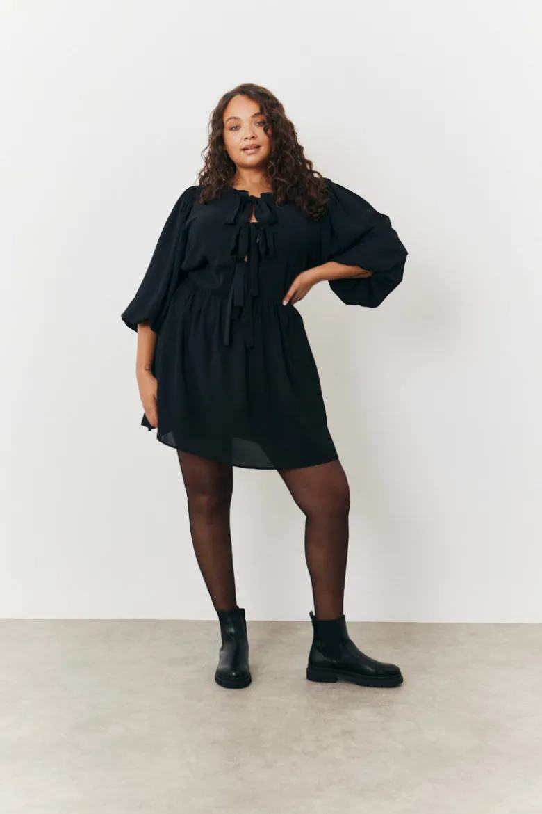 Puff Sleeve Bow Detail Mini Dress
