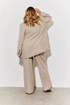 Relaxed Tailored Blazer