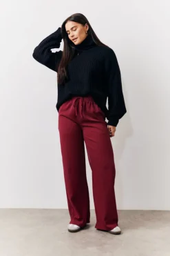 Relaxed Woven Trouser