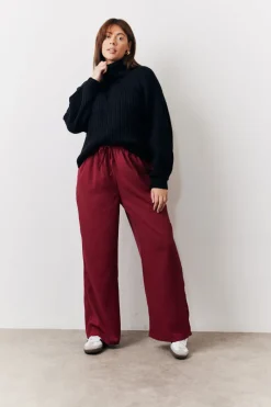 Relaxed Woven Trouser