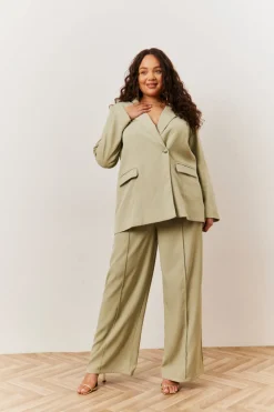 Sage Relaxed Blazer