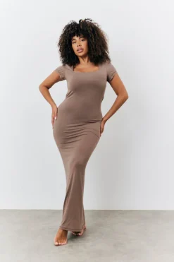 Sculpting Cap Sleeve Maxi Dress