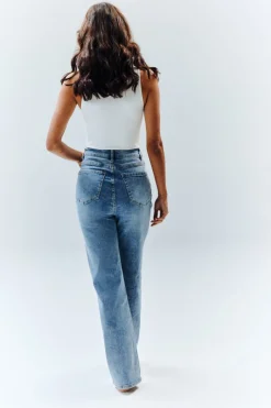 Sienna Straight Leg Jean