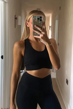 Soft Touch Cross Over Band Detail Medium Support Sports Bra