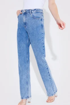 Straight Leg Jean