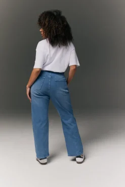 Straight Leg Jean