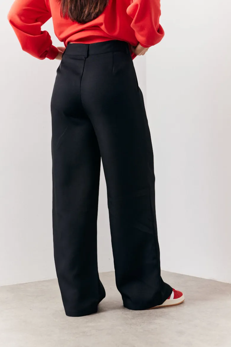 Tailored Wide Leg Trouser