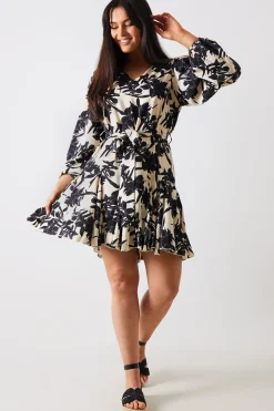 V Neck Balloon Sleeve Godet Mini Dress