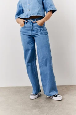 Wide Leg Jeans